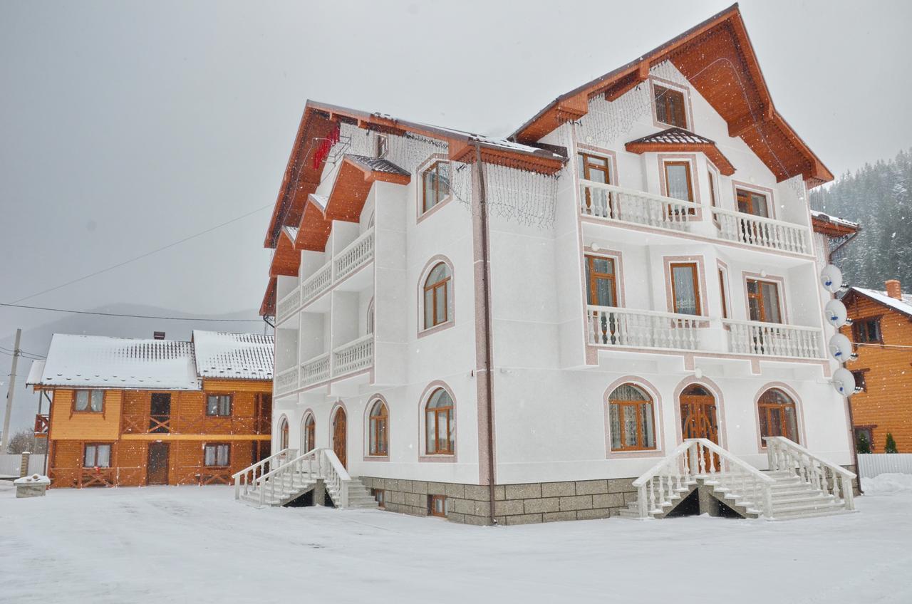 Apart-hotel ORLAN Mykulychyn Buitenkant foto