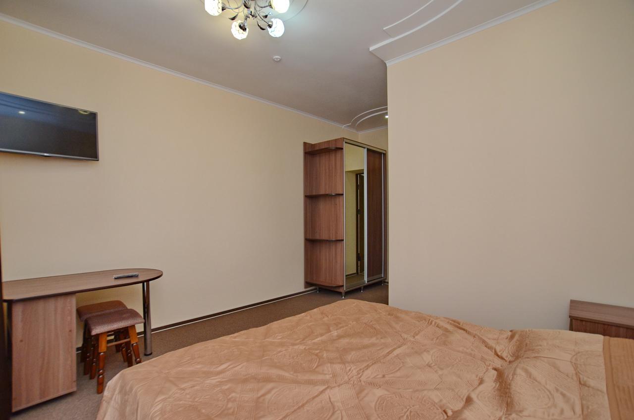 Apart-hotel ORLAN Mykulychyn Buitenkant foto